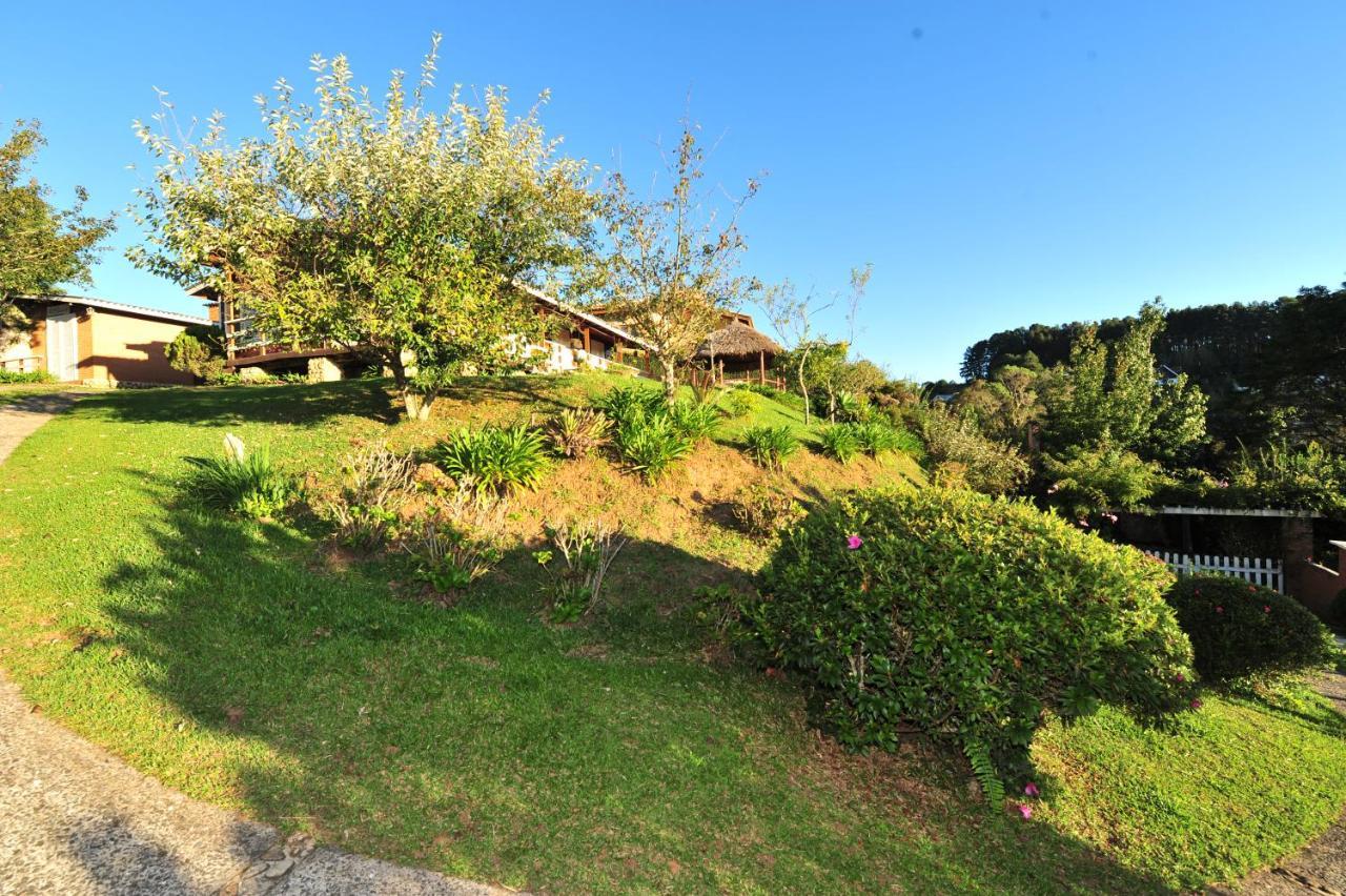 Casa Ex Villa Campos do Jordao Luaran gambar